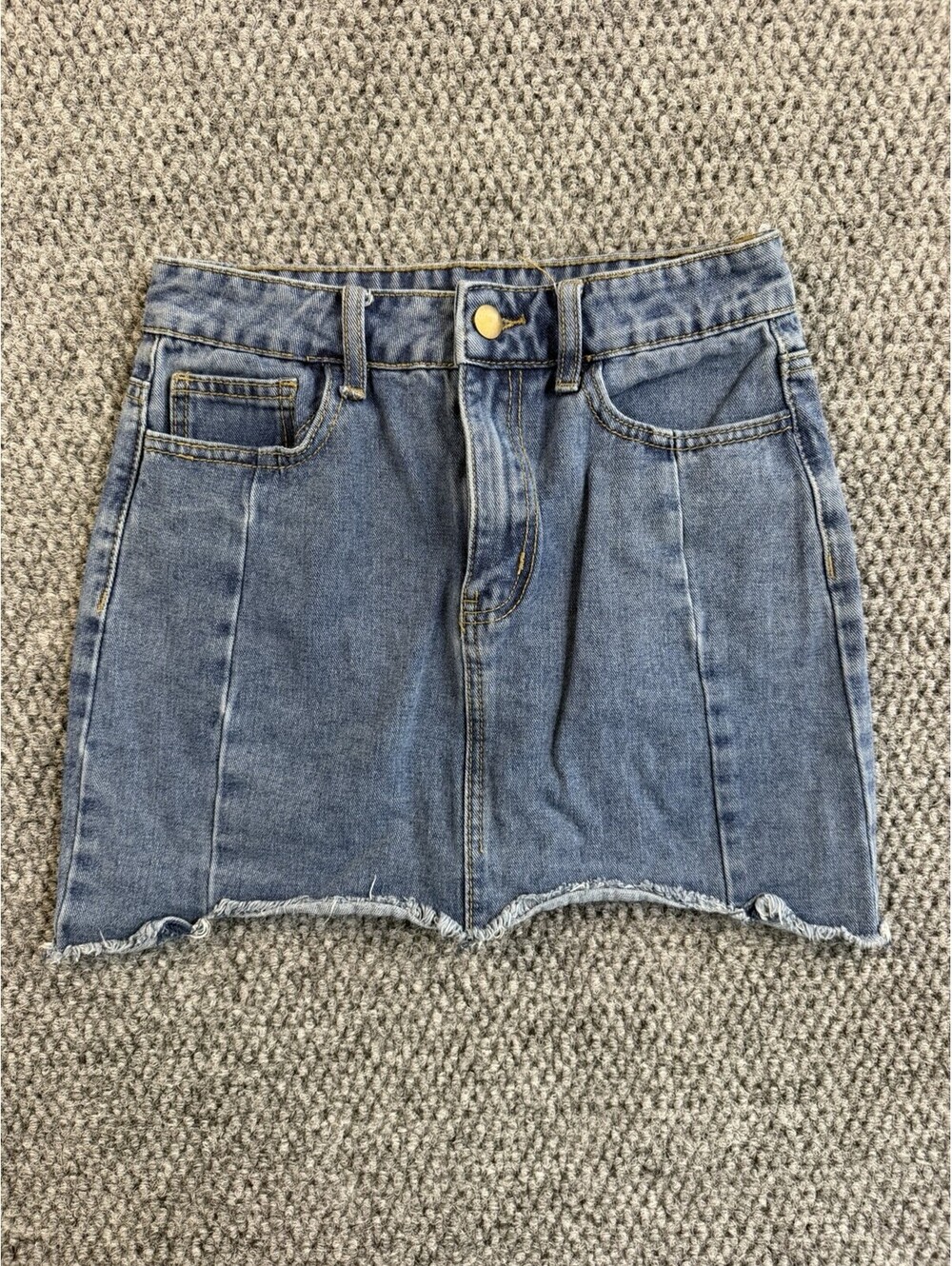 Forever 21 Women’s Size 3 Denim Mini Skirt Blue Raw Frayed Hem Jean Skirt
